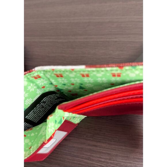 Loungefly Disney Minnie Mouse Sweater Holiday Wallet - Picture 6 of 6